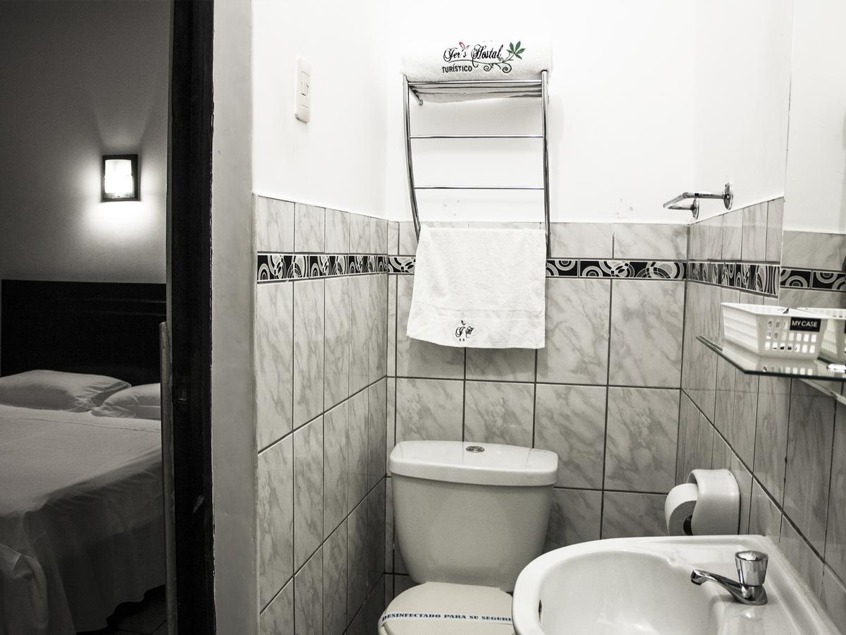 Jer'S Hostal Тумбес Экстерьер фото