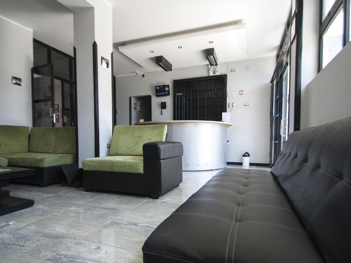 Jer'S Hostal Тумбес Экстерьер фото