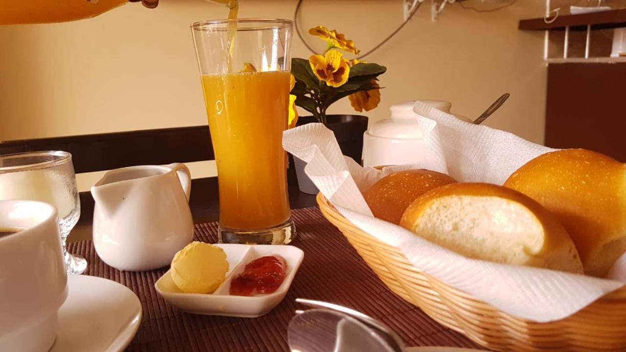 Jer'S Hostal Тумбес Экстерьер фото